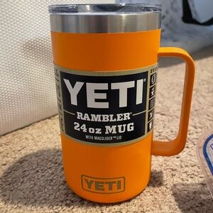 YETI Rambler 24 oz Orange Mug